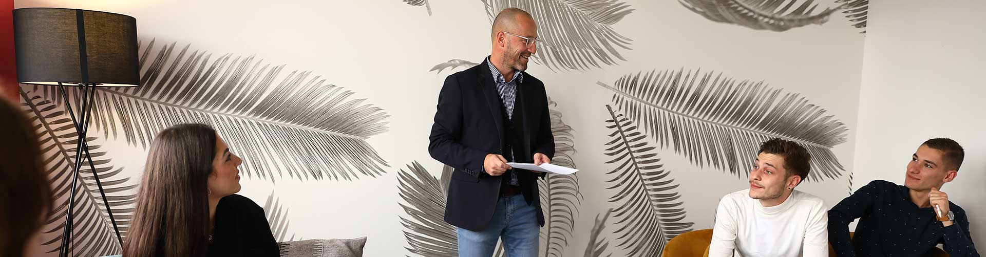 l'alternance - une formation, un diplôme, un emploi